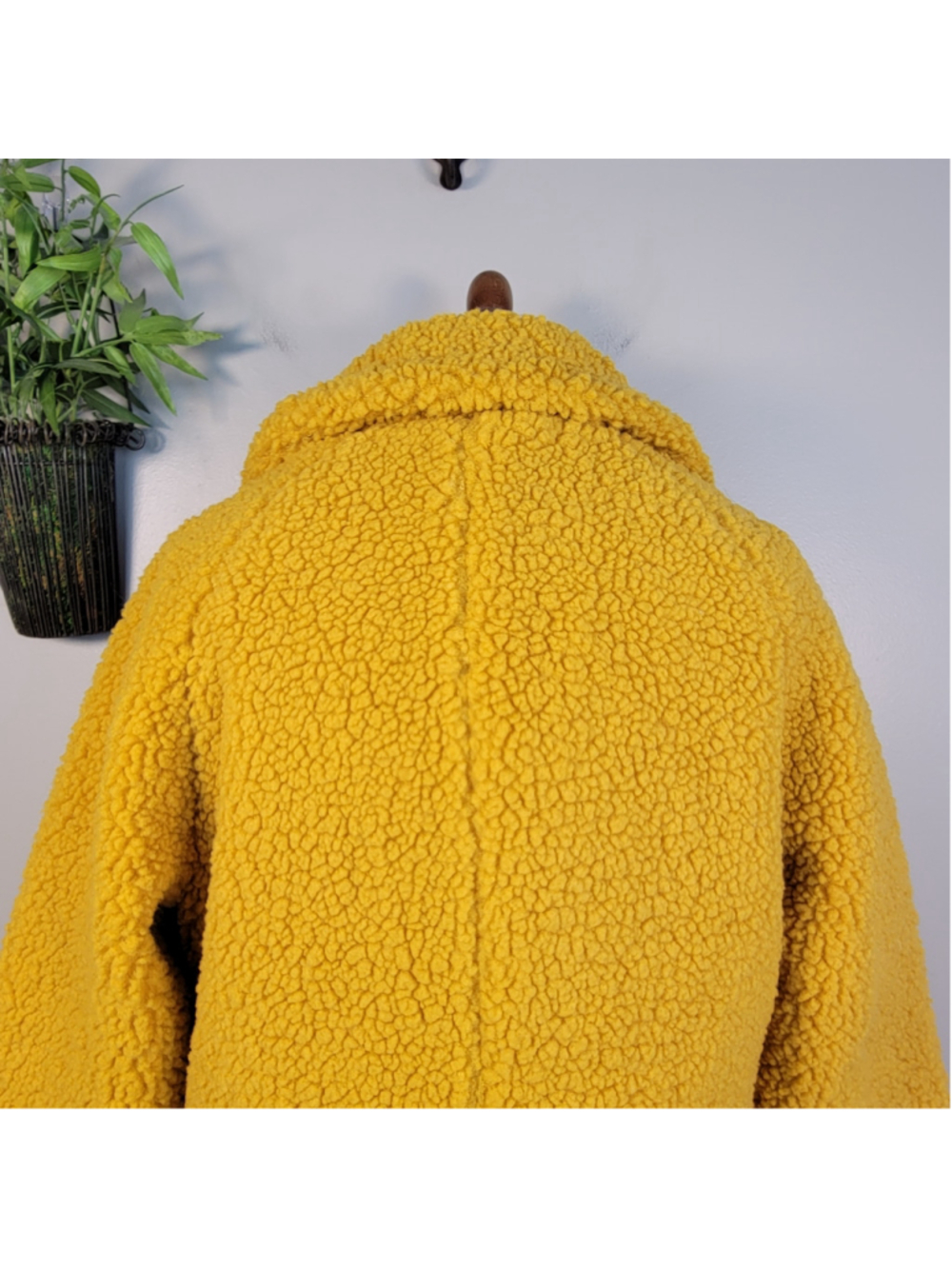 Lucky Brand M Teddy Jacket Fluffy Long Notched Collar Yellow Fuzzy Cozy Coat - Picture 9 of 13